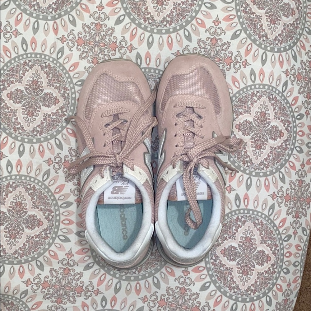 Suede, baby pink new balances 574